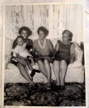 Florence, with daughter and granddaughters